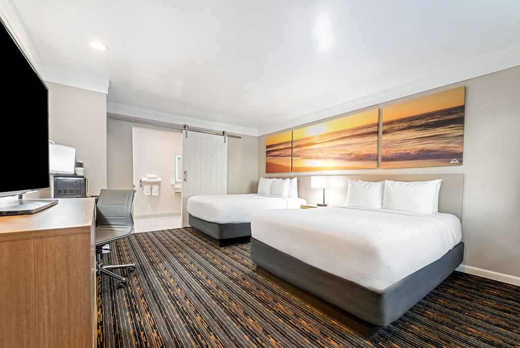 Premium Accessible Two Queen Room