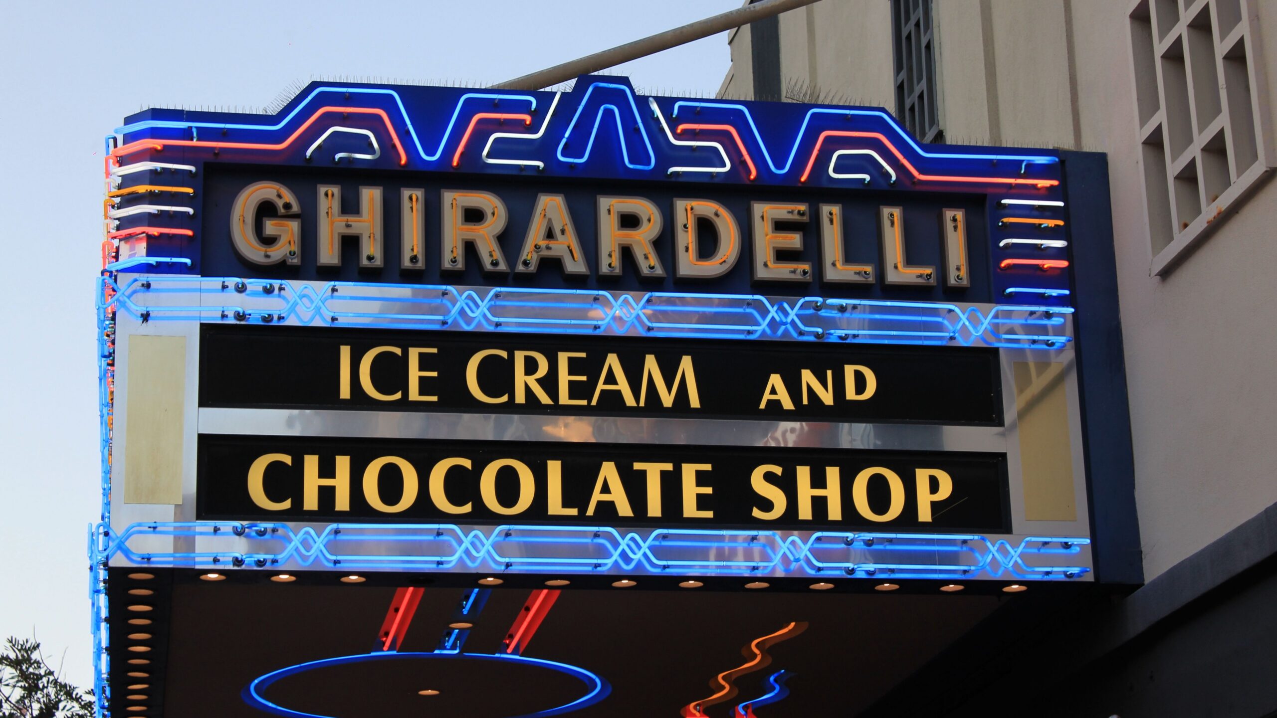 Ghirardelli Ice Cream & Chocolate Shop
