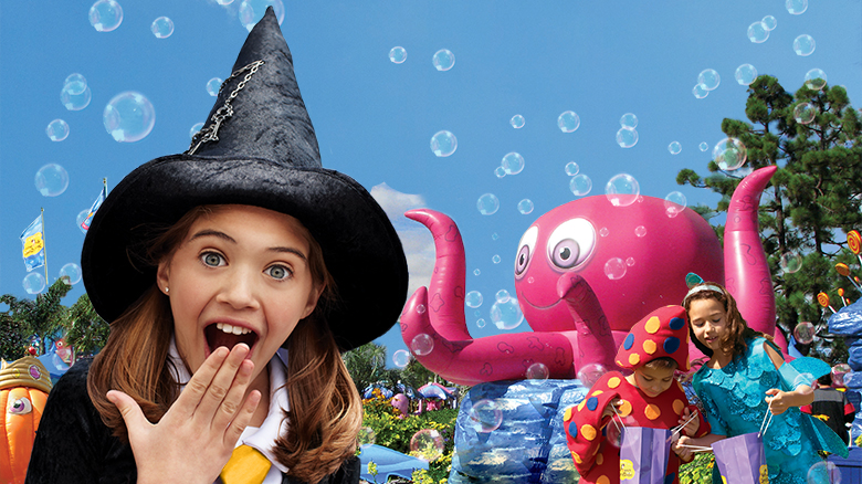 girl with witches hat at seaworld san diego